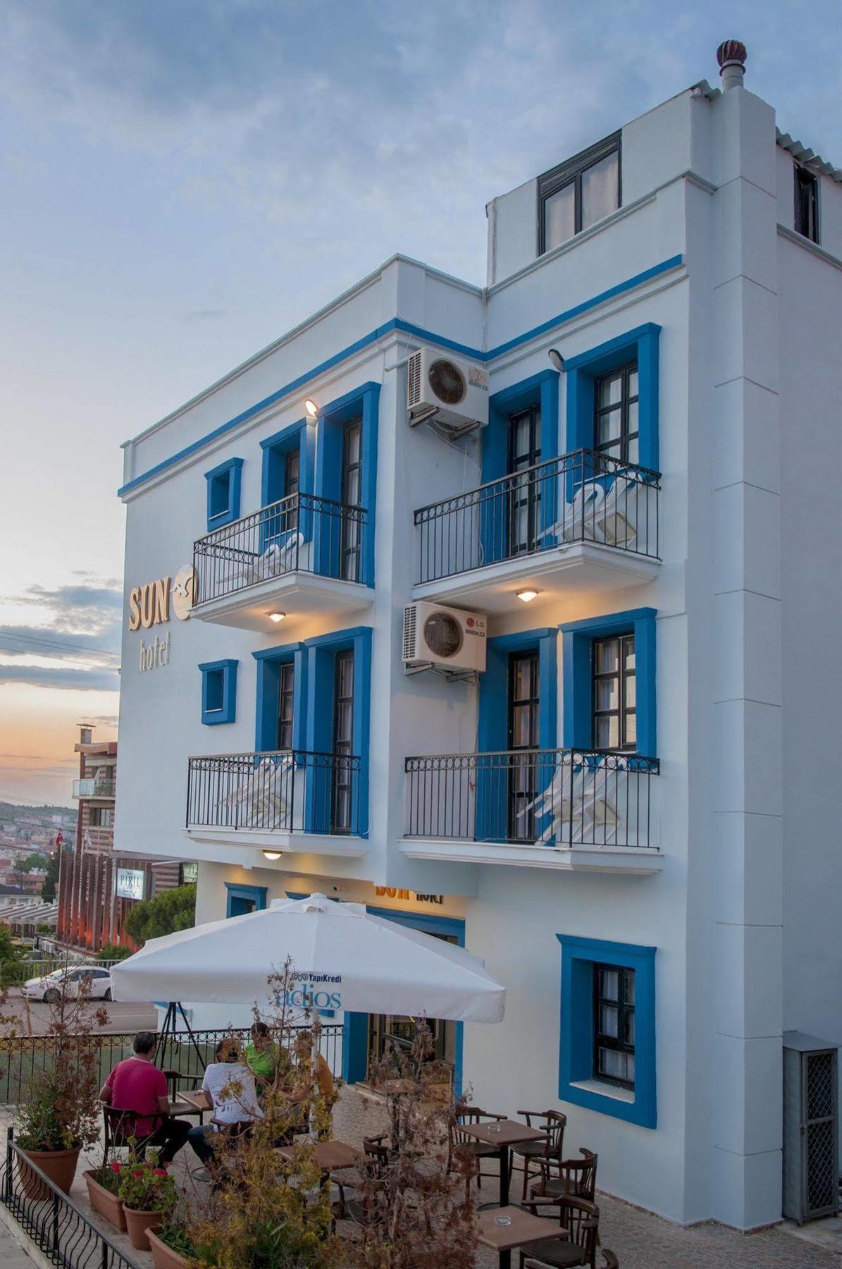 Sun Hotel Çeşme Exterior foto